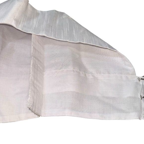 Silver & White Metallic Crop Top with Built-In Cups – Party/Bridal XS-S - Picture 8 of 11